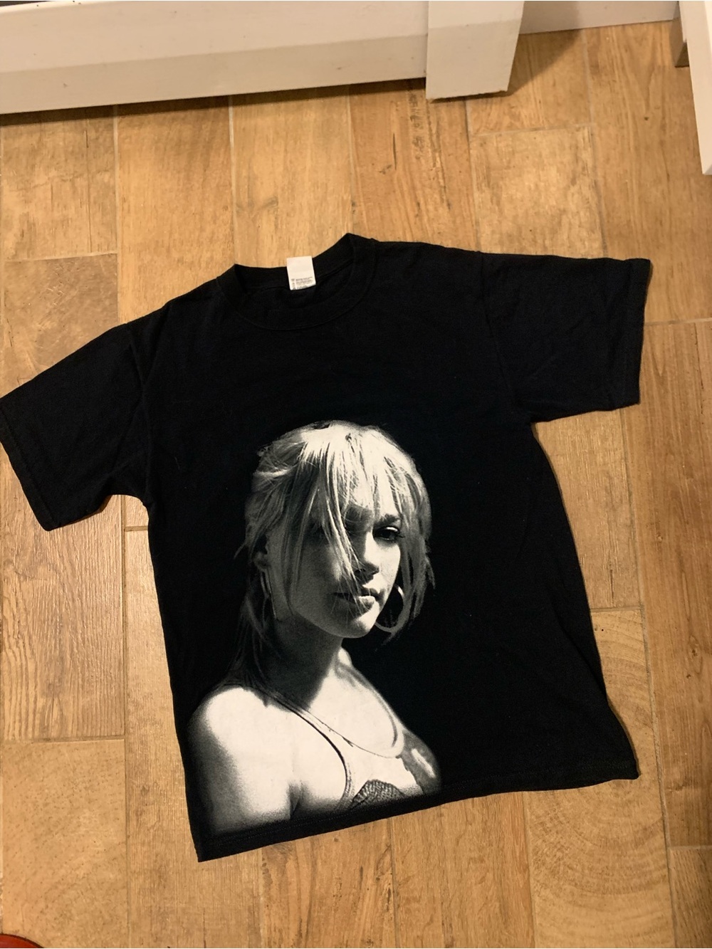 Vintage Hilary Duff Y2K Most Wanted tour tee